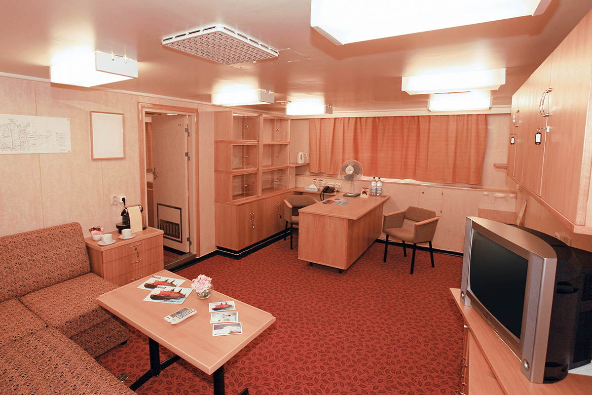 Arktika Suite | Poseidon Expeditions